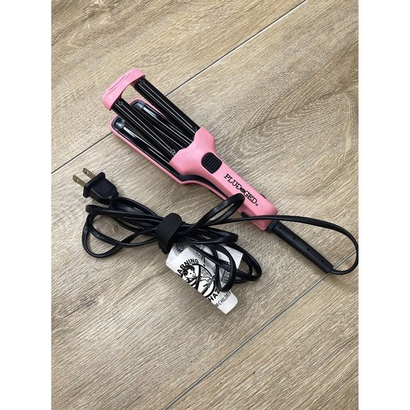 Plugged In Makeup Plugged In Hair Styler Mini Deep Waver Curler